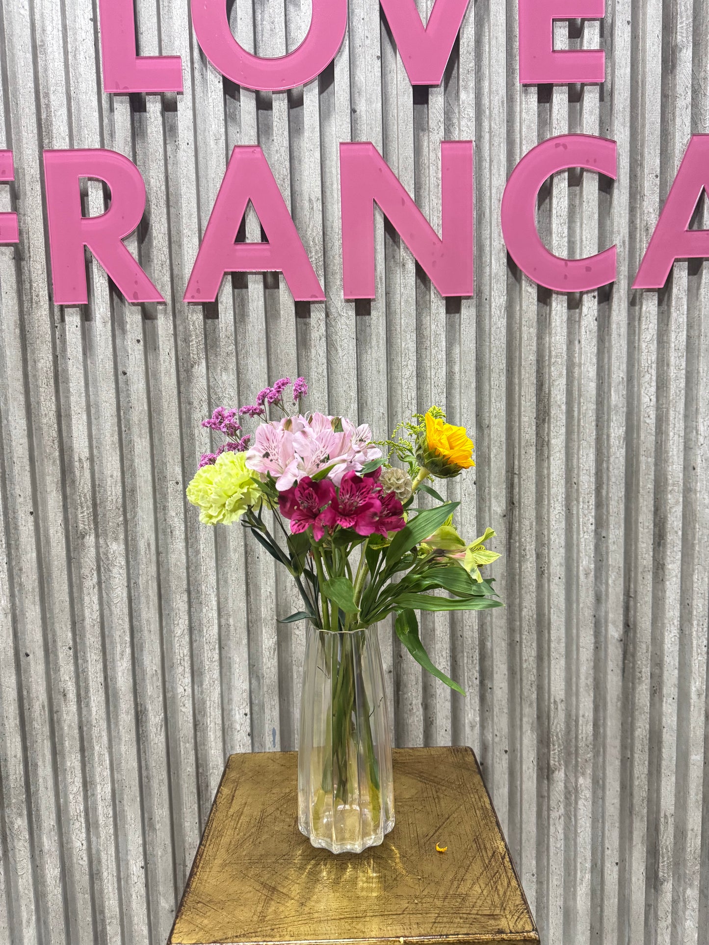 Florero rayas y curvas